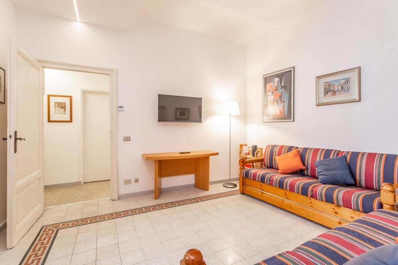 Oscar Near Landmarks And Colosseum Apartamento *